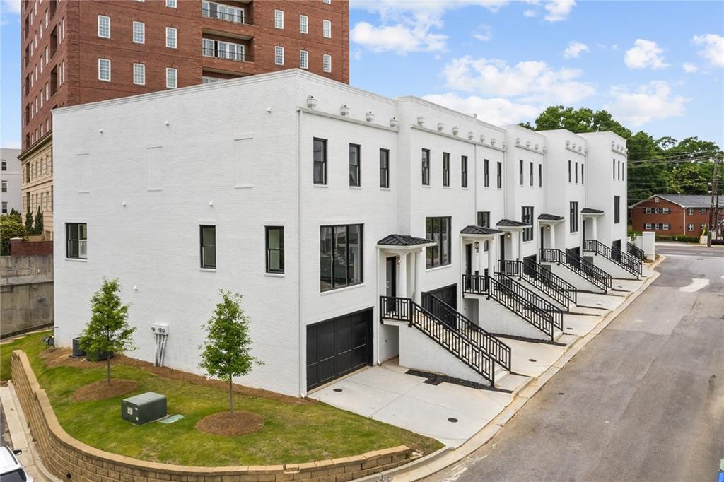 3667 Peachtree Rd. #12, Atlanta, GA 30319