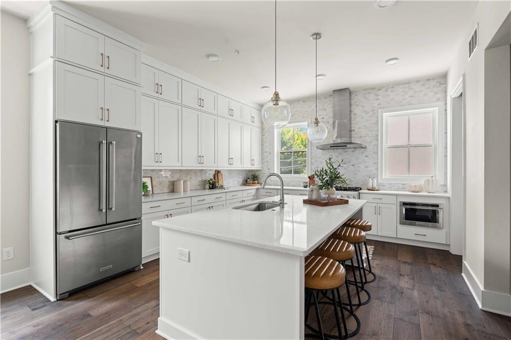 574 Boulevard Pl, Atlanta, GA 30308