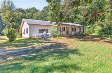 New Homes with Master Bedrooms on the 1st Floor That Attend Banks County Elementary School: October 10th to October 16th