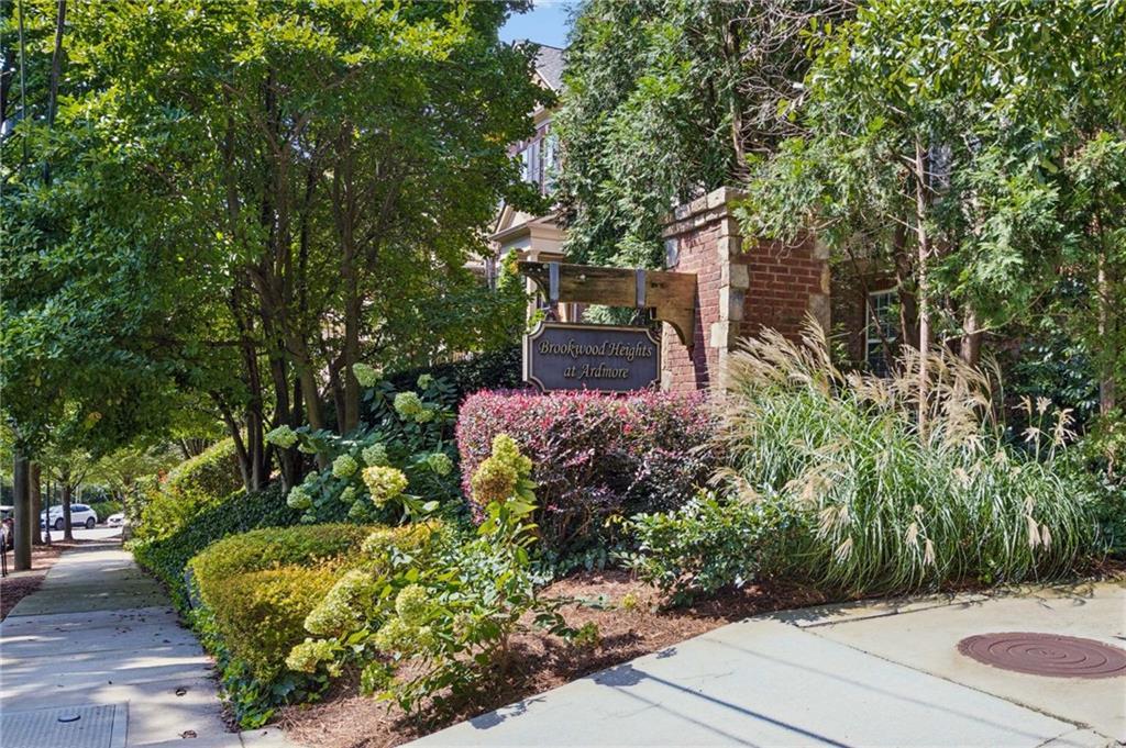 379 Ardmore Ct., Atlanta, GA 30309