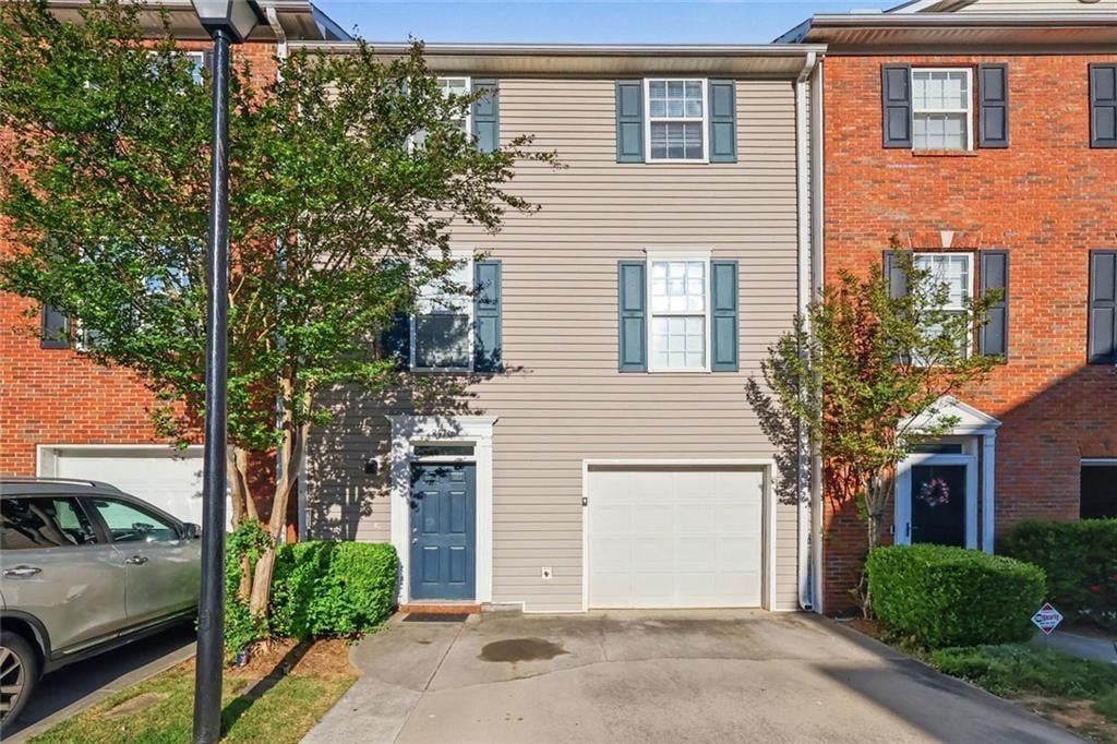 2402 Beaver Falls Dr., Norcross, GA 30071