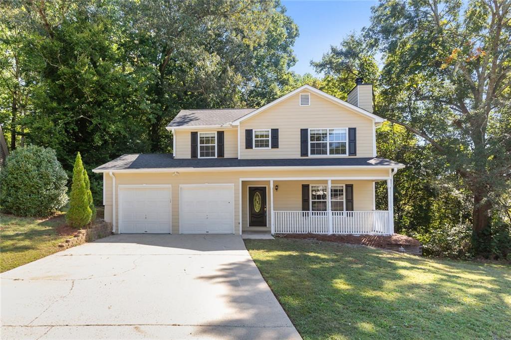 424 Spring Falls Dr., Lawrenceville, GA 30045