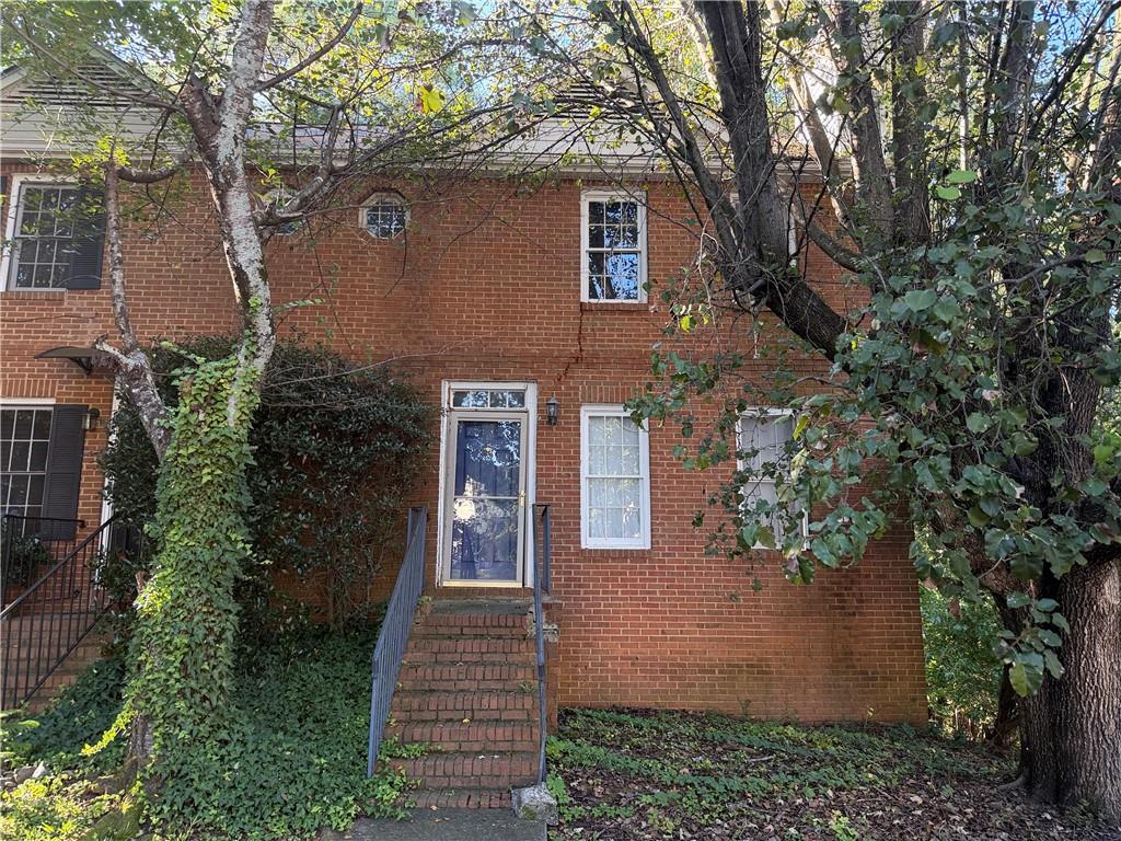 910 Indian Lake Dr., Lilburn, GA 30047