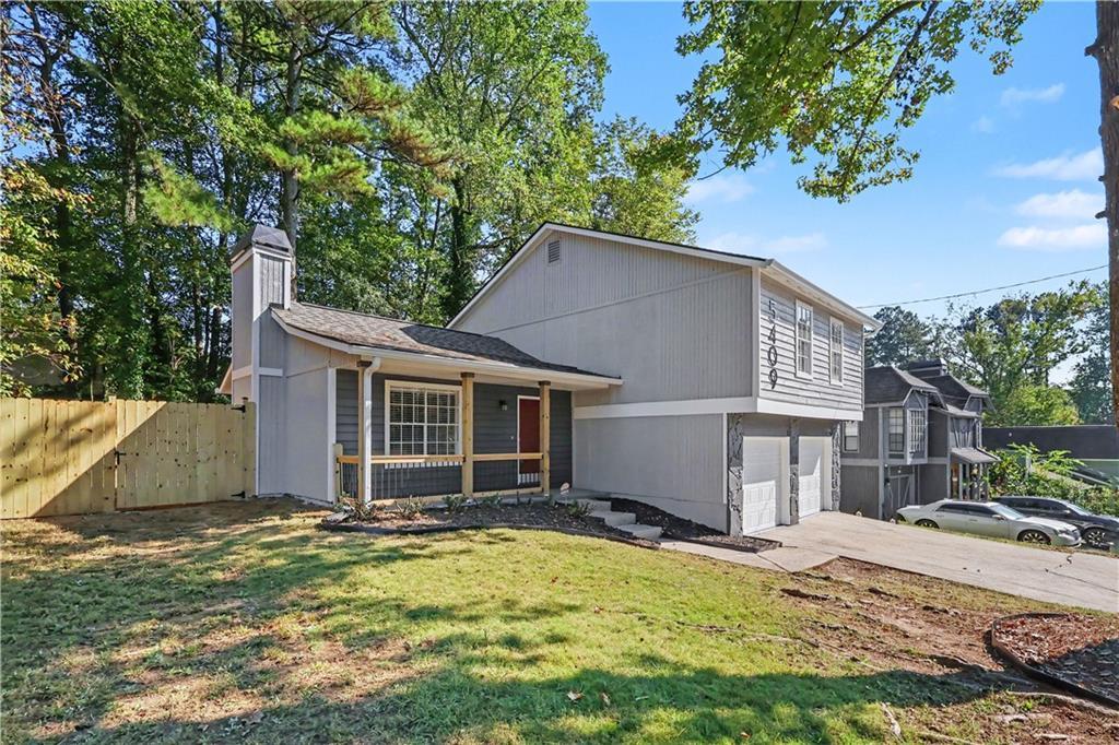 5409 Biffle Downs Rd., Stone Mountain, GA 30088