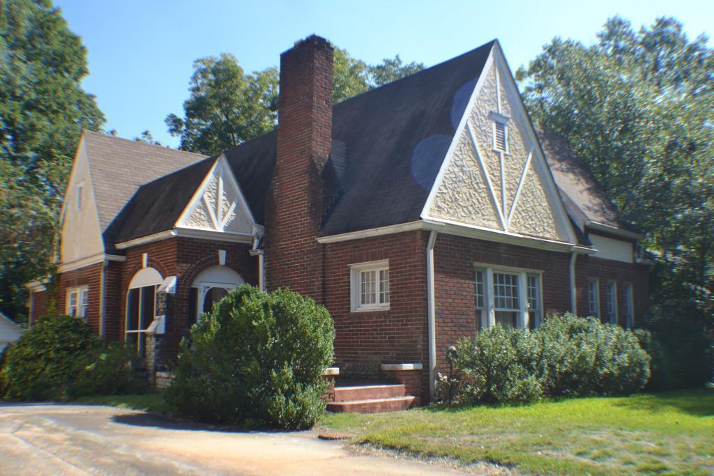 12 Fairfield Dr., Avondale Estates, GA 30002