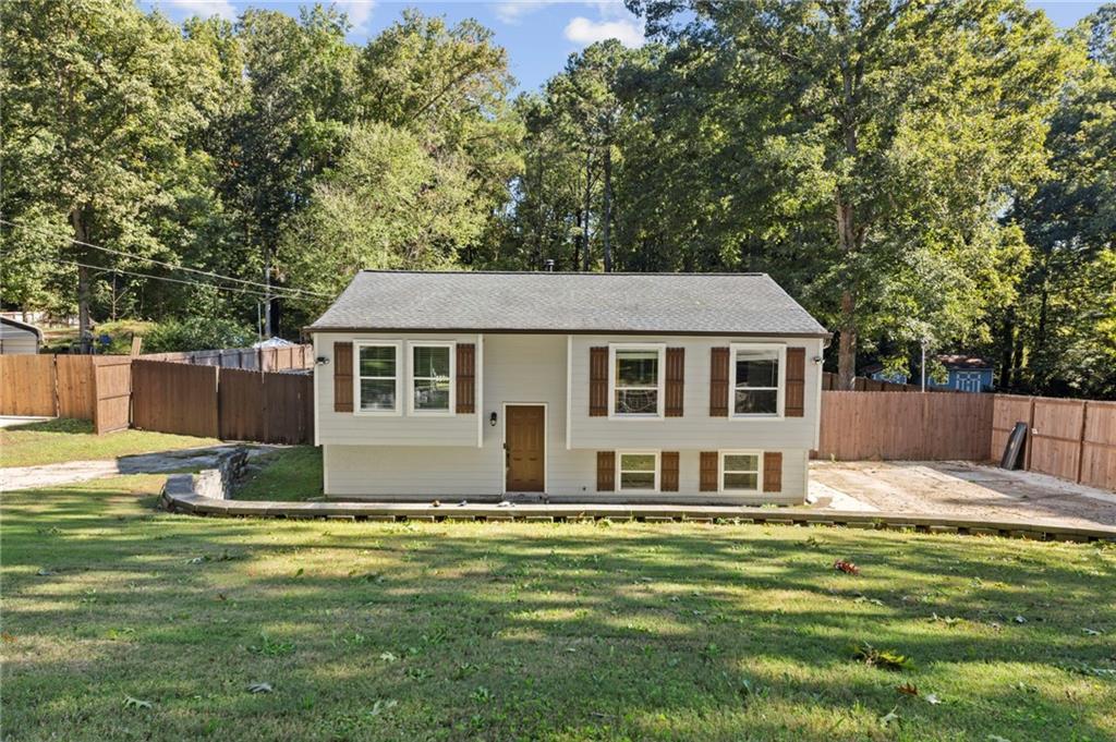 3286 Sunderland Dr., Snellville, GA 30039
