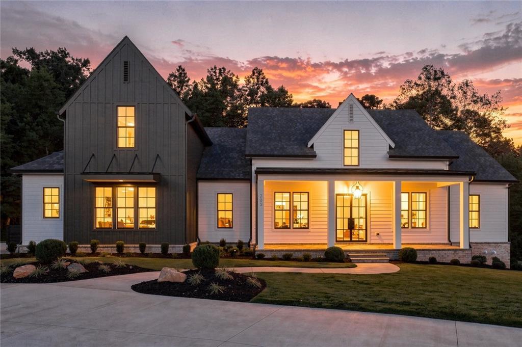 203 Memory Ln., Canton, GA 30115
