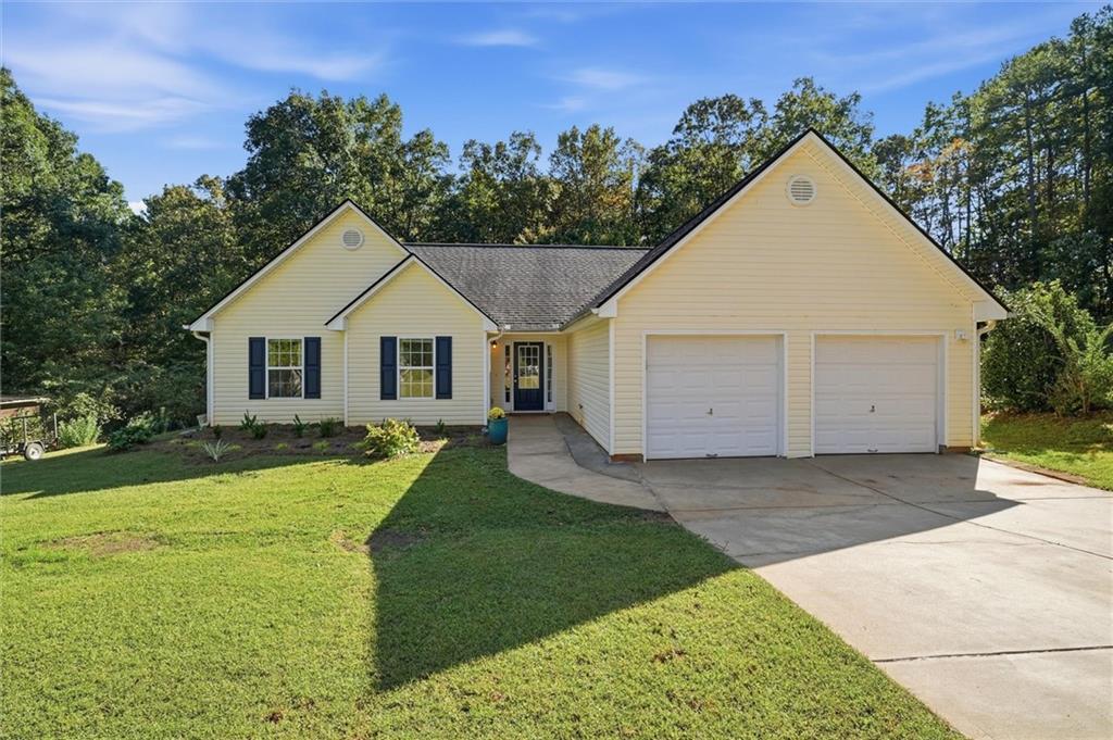 178 Oak Ridge Dr., Dawsonville, GA 30534