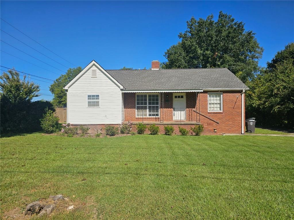 6747 Clark St., Douglasville, GA 30134