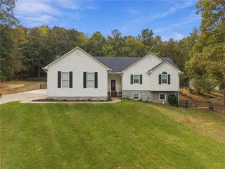 New Homes with Master Bedrooms on the 1st Floor That Attend Pepperell High School: October 10th to October 16th