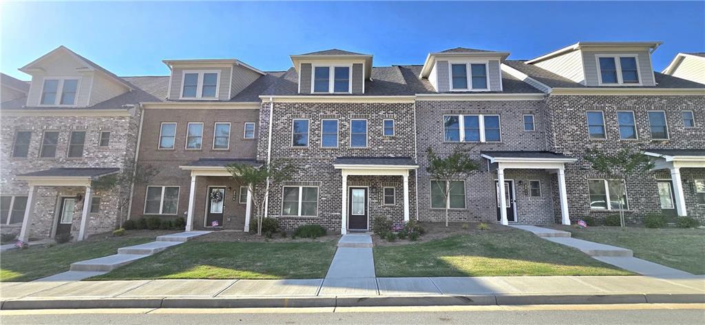 3608 Hidden Valley Cir, Lawrenceville, GA 30044