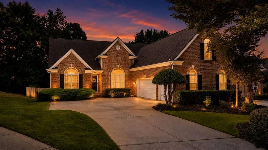529 Morning Place Way, Suwanee, GA 30024