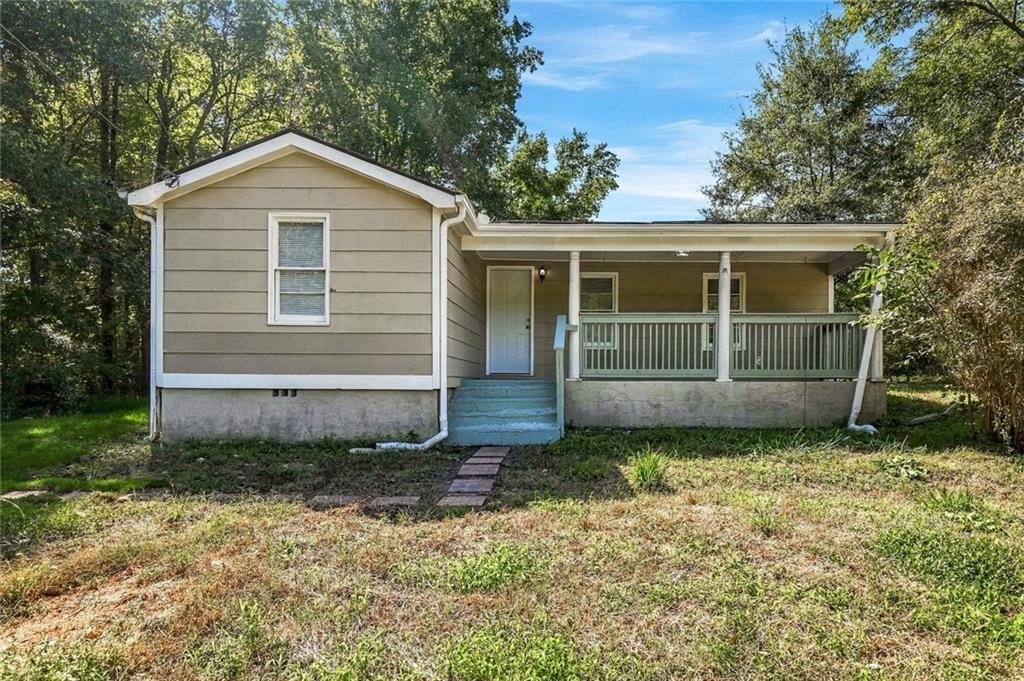 1095 S Burnt Hickory Rd., Douglasville, GA 30134