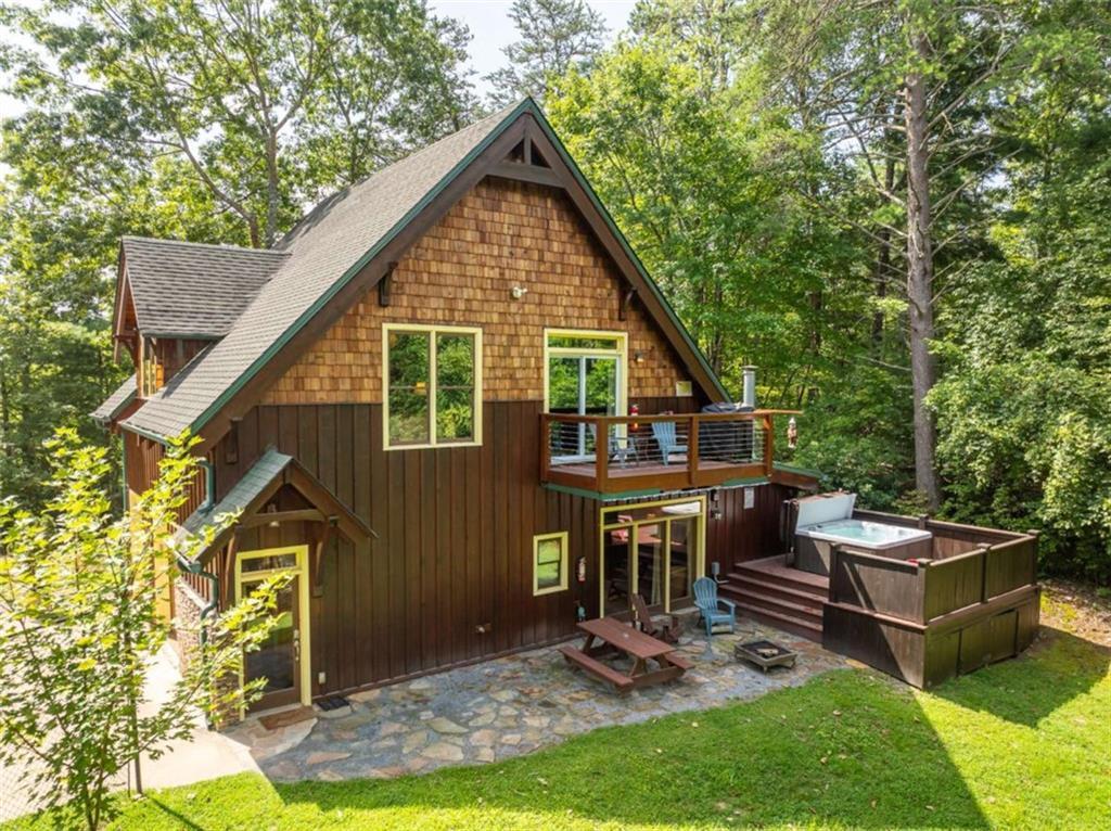 83 Riverview Cir., Blue Ridge, GA 30513
