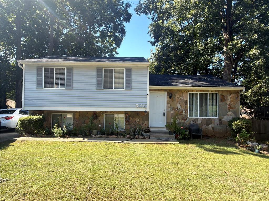 5172 W Scarbrough Tr., Stone Mountain, GA 30088