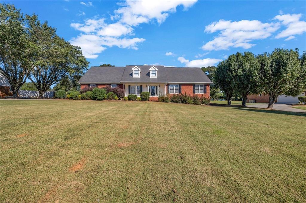 419 Freedom Dr., Mcdonough, GA 30252