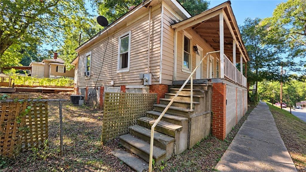 5 Magnolia St., Covington, GA 30014