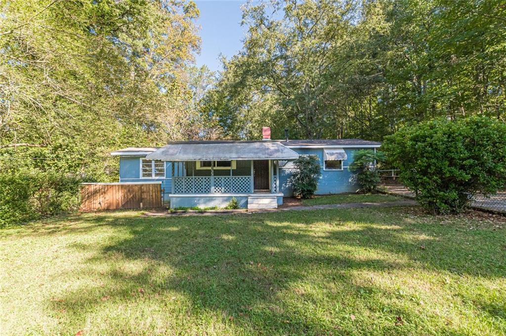 5749 Pinecrest Rd., Austell, GA 30168
