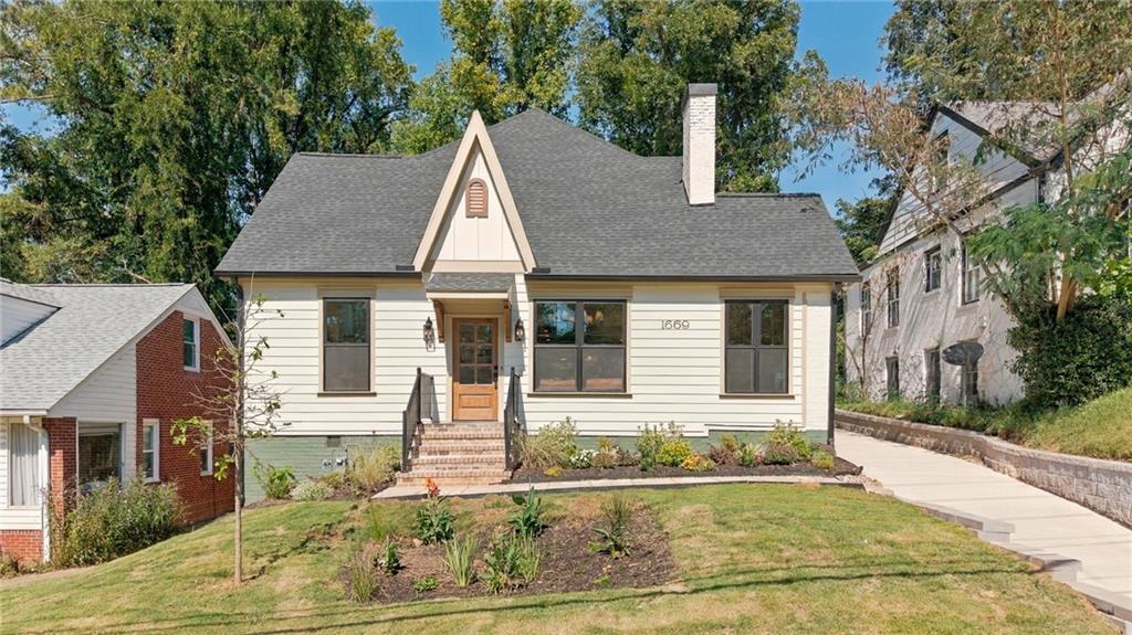 1669 Beecher St., Atlanta, GA 30310