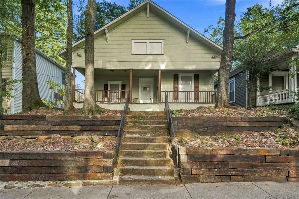 1059 Hampton St., Atlanta, GA 30318