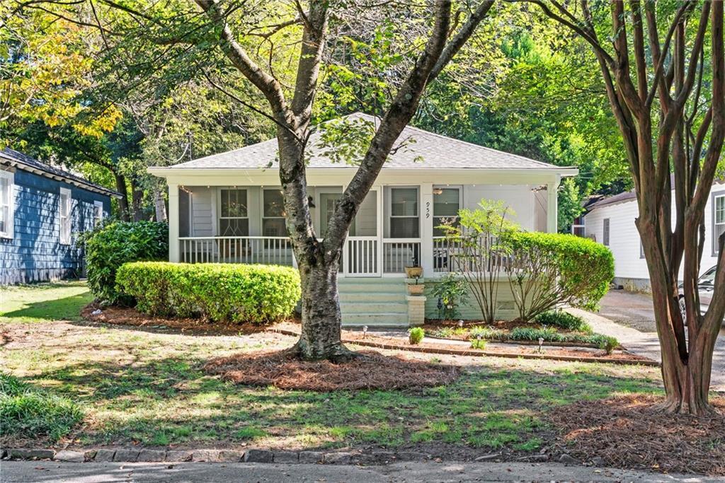 959 Hall Pl., Atlanta, GA 30318