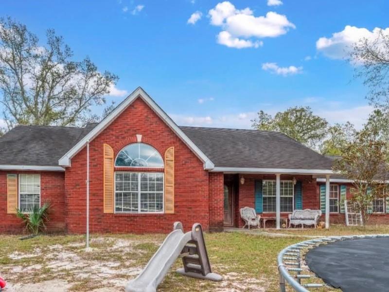 5912 Yellow Bluff Rd., Blackshear, GA 31516