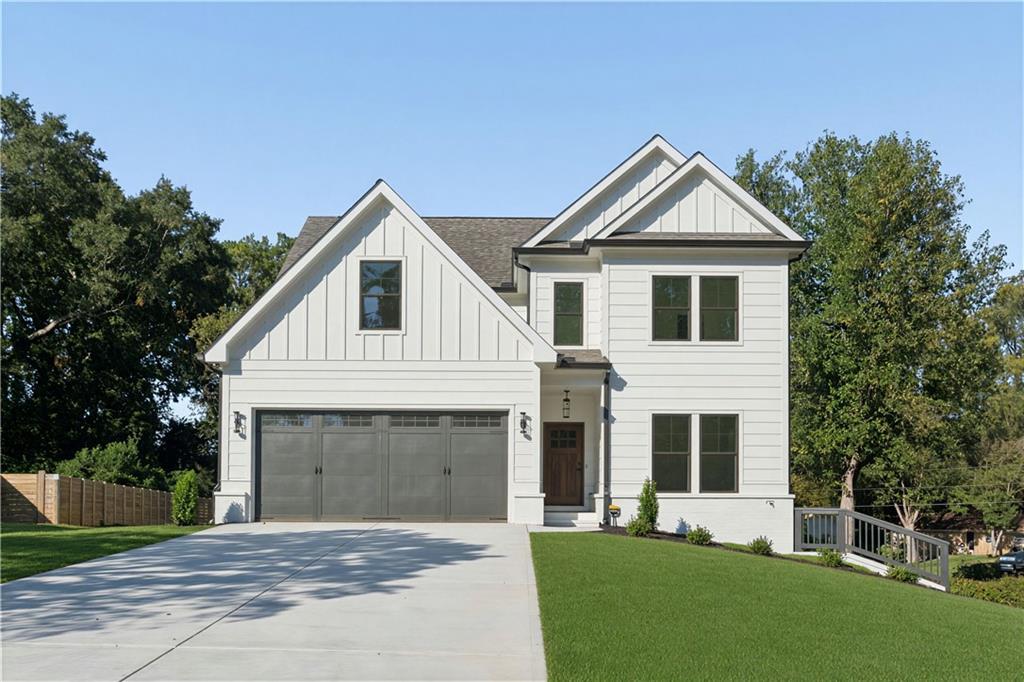 2425 Elmwood Cir., Smyrna, GA 30339