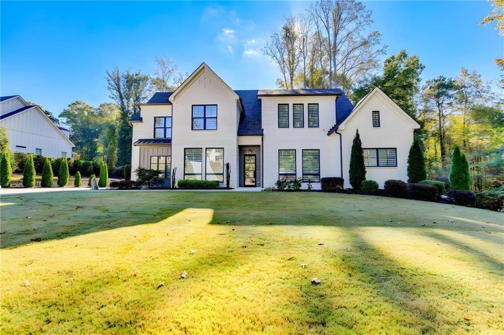 1646 Thomas Dr., Hoschton, GA 30548