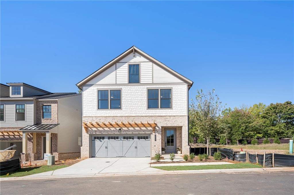 2135 Fern Cir., Alpharetta, GA 30076