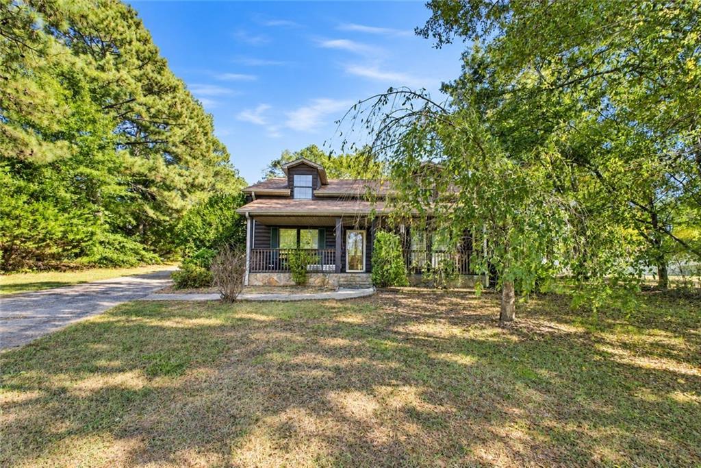 432 Valley Dr., Cedartown, GA 30125