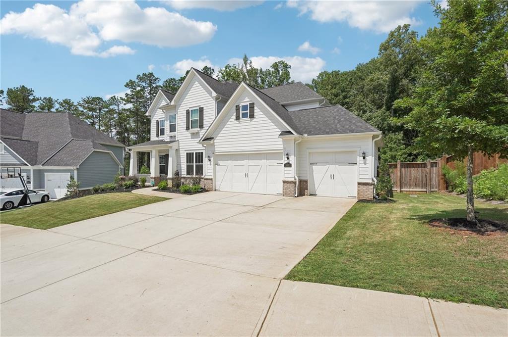 1411 Crestwind Rd., Kennesaw, GA 30152