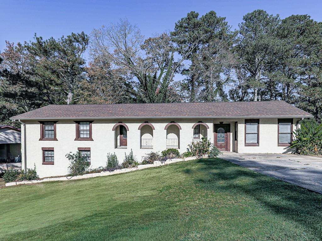 6266 Auburn Dr., Riverdale, GA 30296