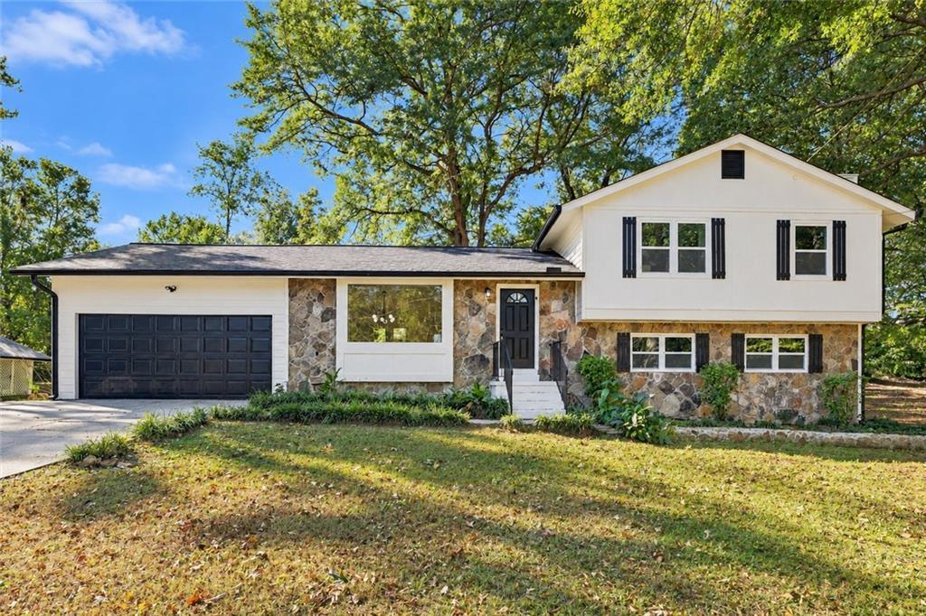 103 Hemlock Way, Stockbridge, GA 30281