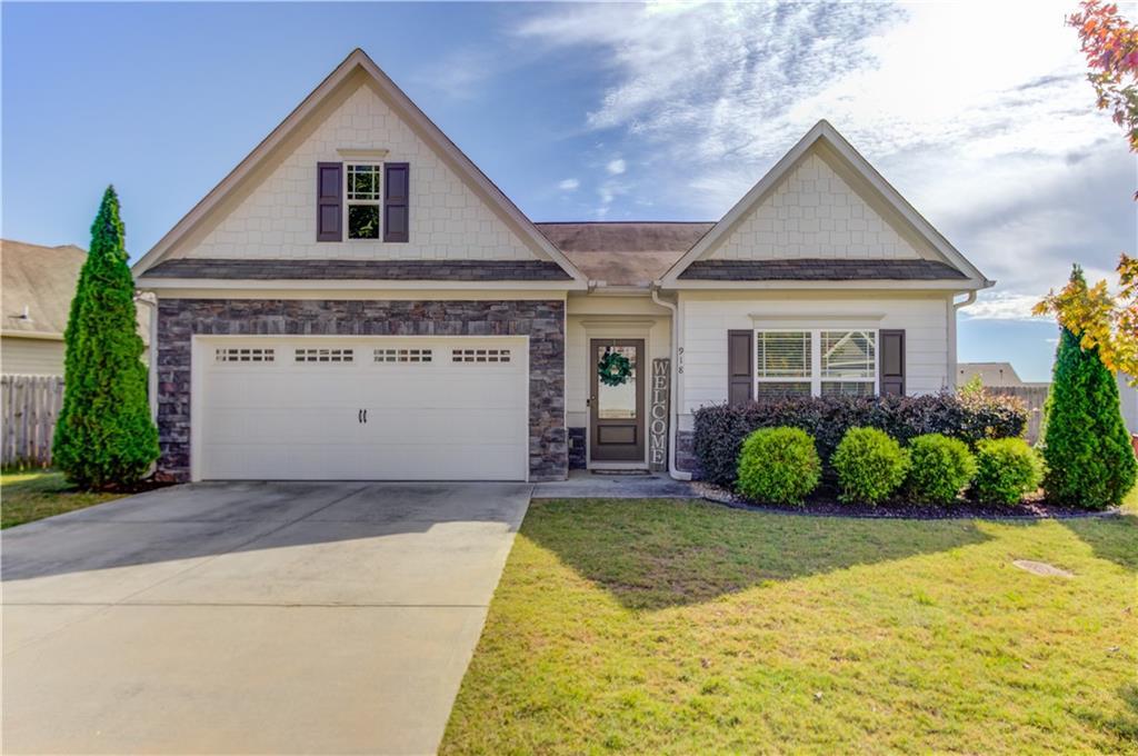 918 Blind Brook Cir., Hoschton, GA 30548