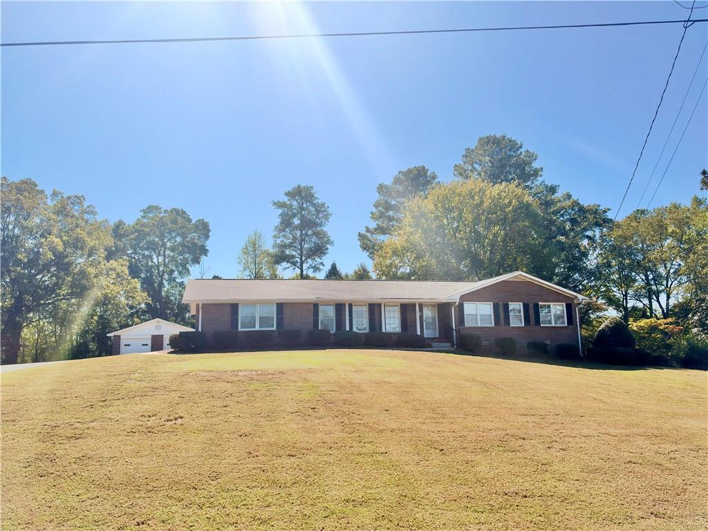13 Oakdale Dr., Cartersville, GA 30120