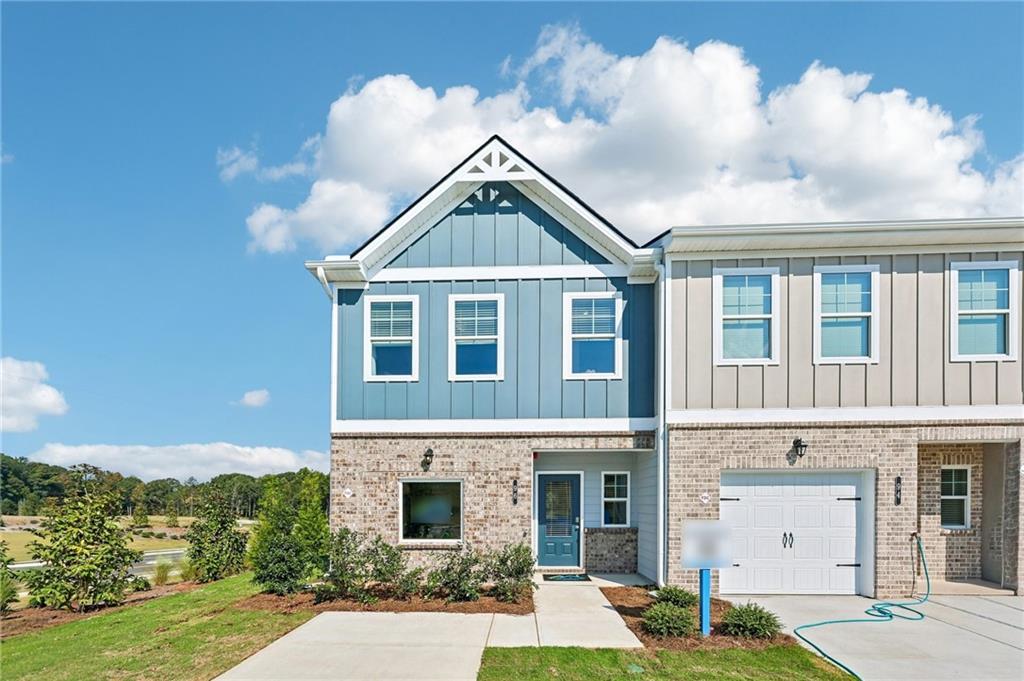 204 Birch Way, Fairburn, GA 30213