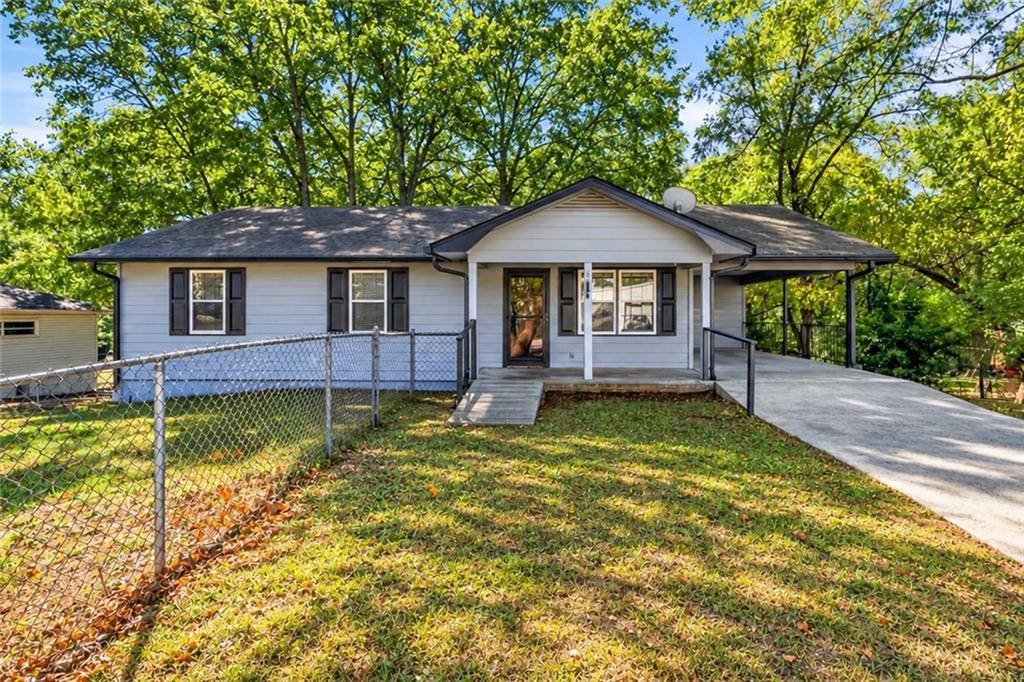 204 Lovvorn Rd., Carrollton, GA 30117