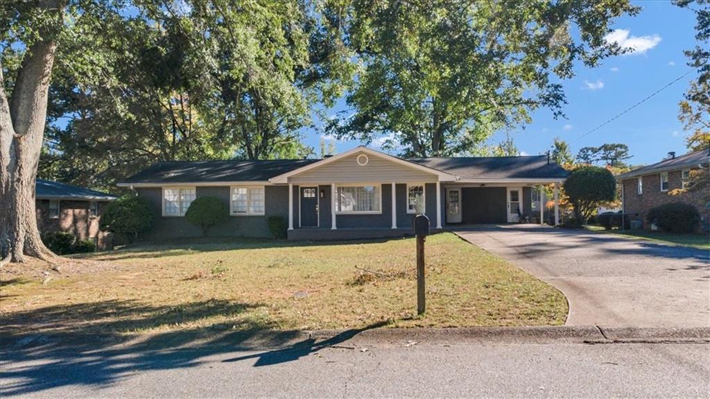 526 Pineview Dr., Smyrna, GA 30082