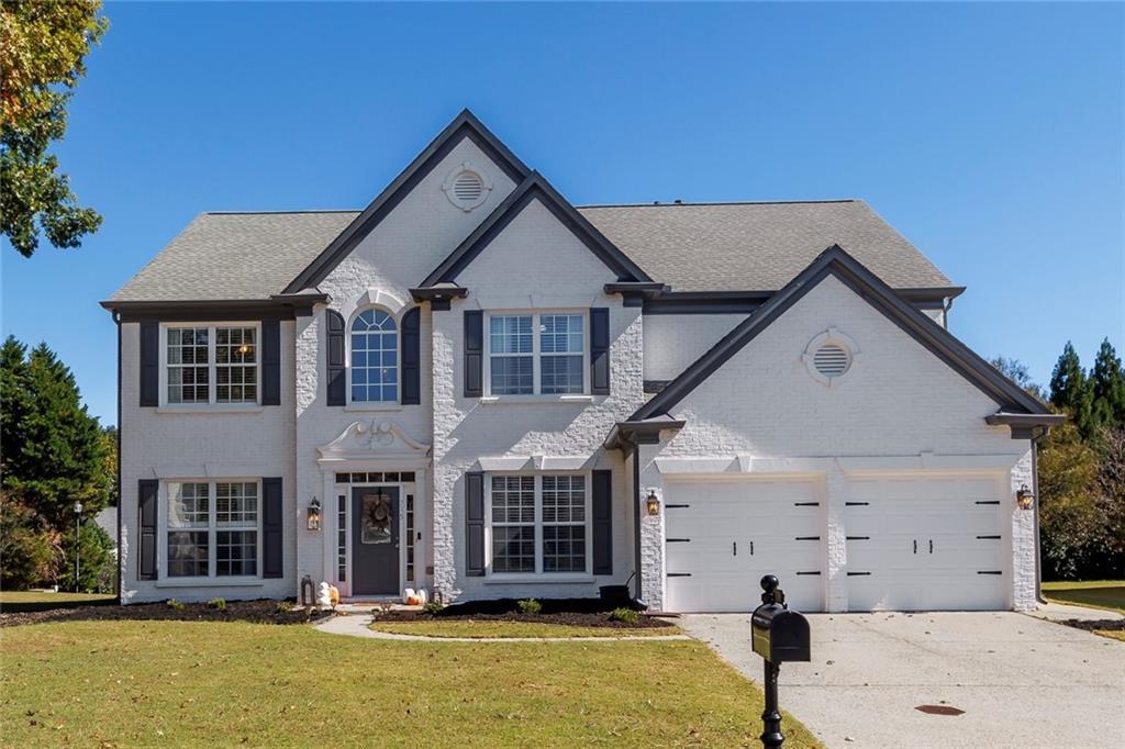 715 Waveland Dr., Woodstock, GA 30189