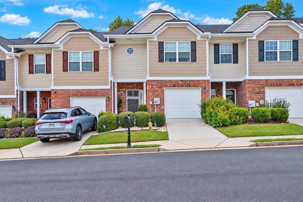 2118 Burns View Ln., Lawrenceville, GA 30044