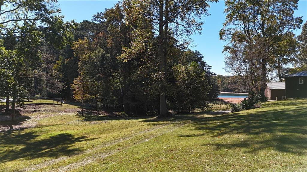 6160 Shadburn Ferry Rd., Buford, GA 30518