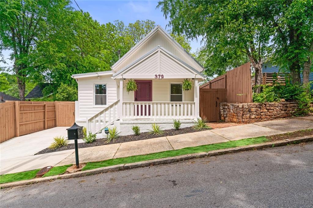379 Mary St., Atlanta, GA 30310