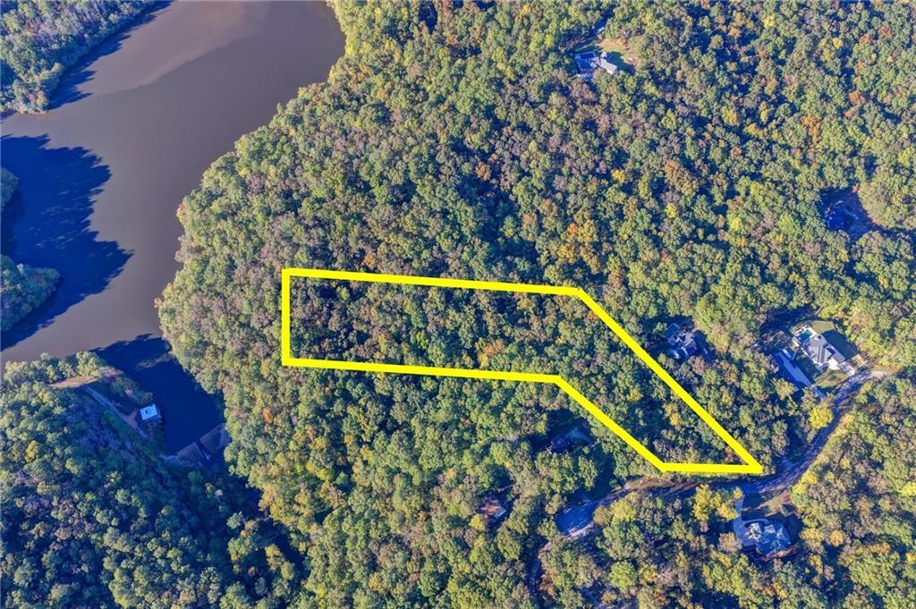 5710 E Ridge Dr., Douglasville, GA 30135