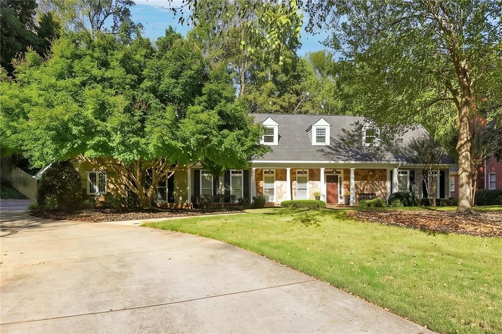 140 Grogans Landing, Sandy Springs, GA 30350