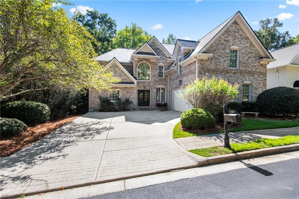 2045 River Falls Dr., Roswell, GA 30076