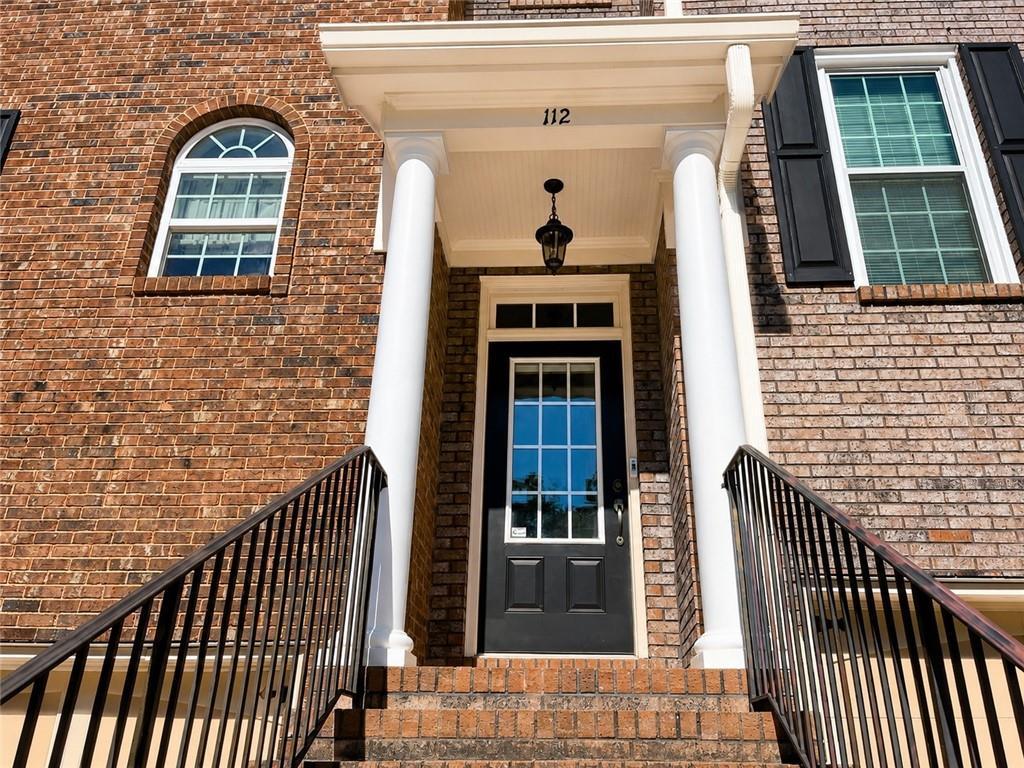 112 Village Ln., Villa Rica, GA 30180