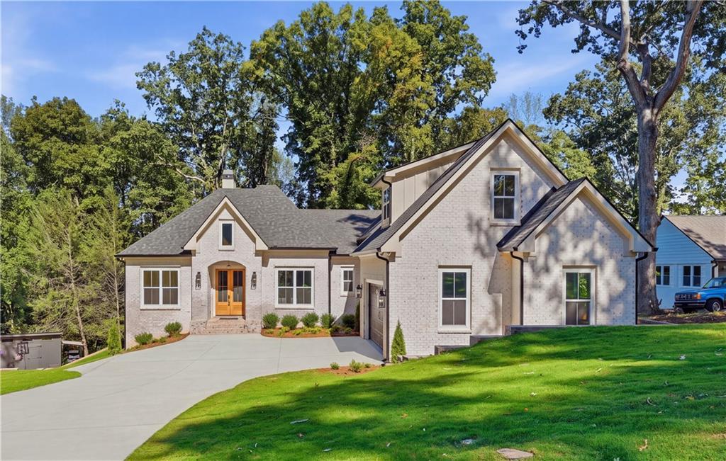798 Sherwood Rd., Gainesville, GA 30501