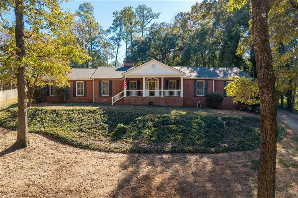 10 Granger Dr., Cartersville, GA 30120