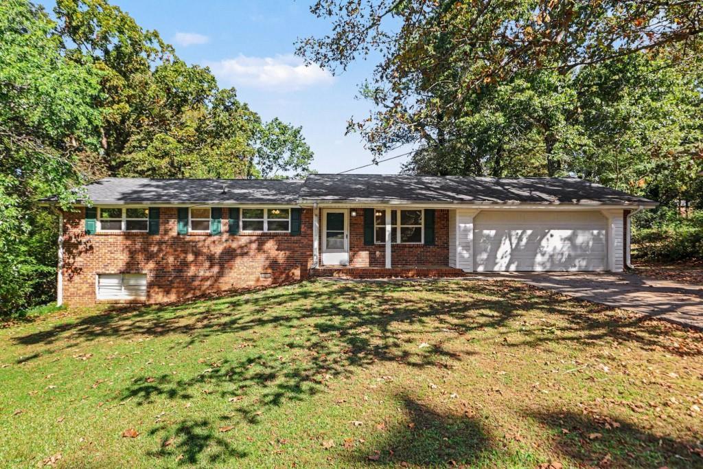 6322 Pine Frost Dr., Douglasville, GA 30135