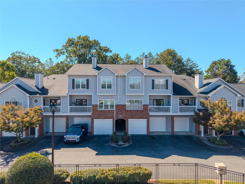 107 Vinings Forest Cir., Smyrna, GA 30080